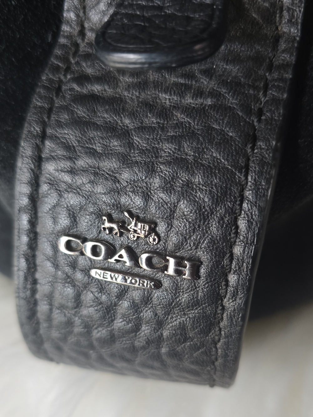 Coach Eddie 42 Suede And Pebbled Leather Tote - Picture 4 of 16